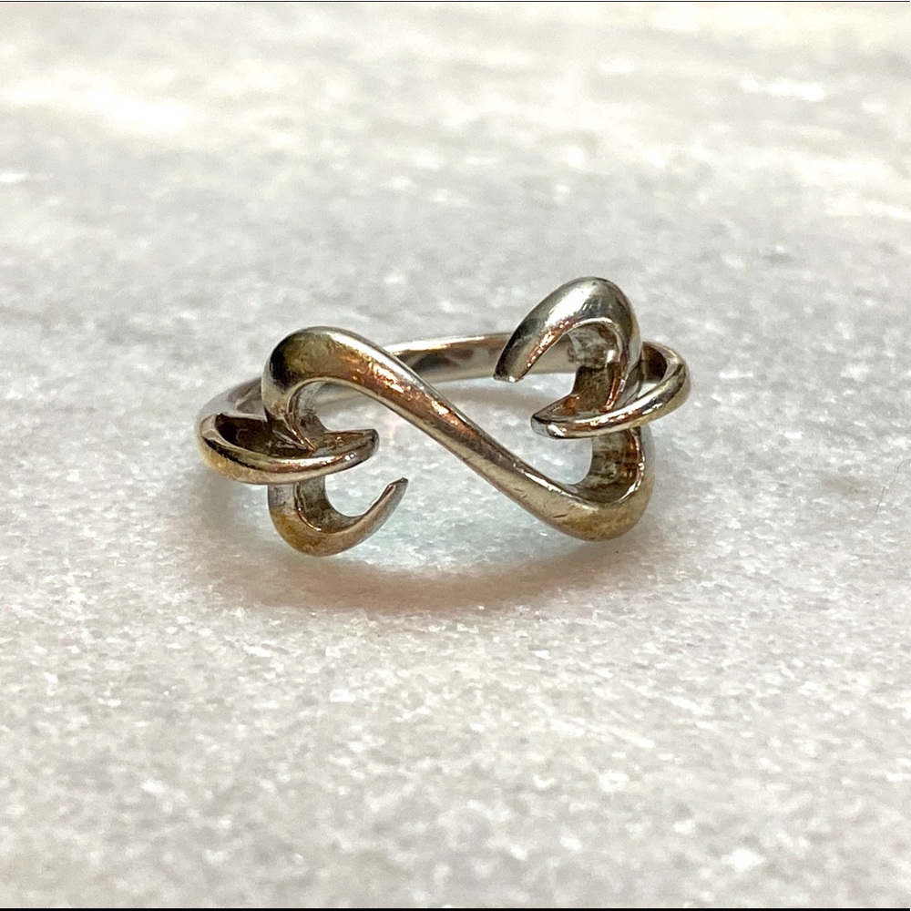 Jane Seymour Silver Open Hearts Ring | 7